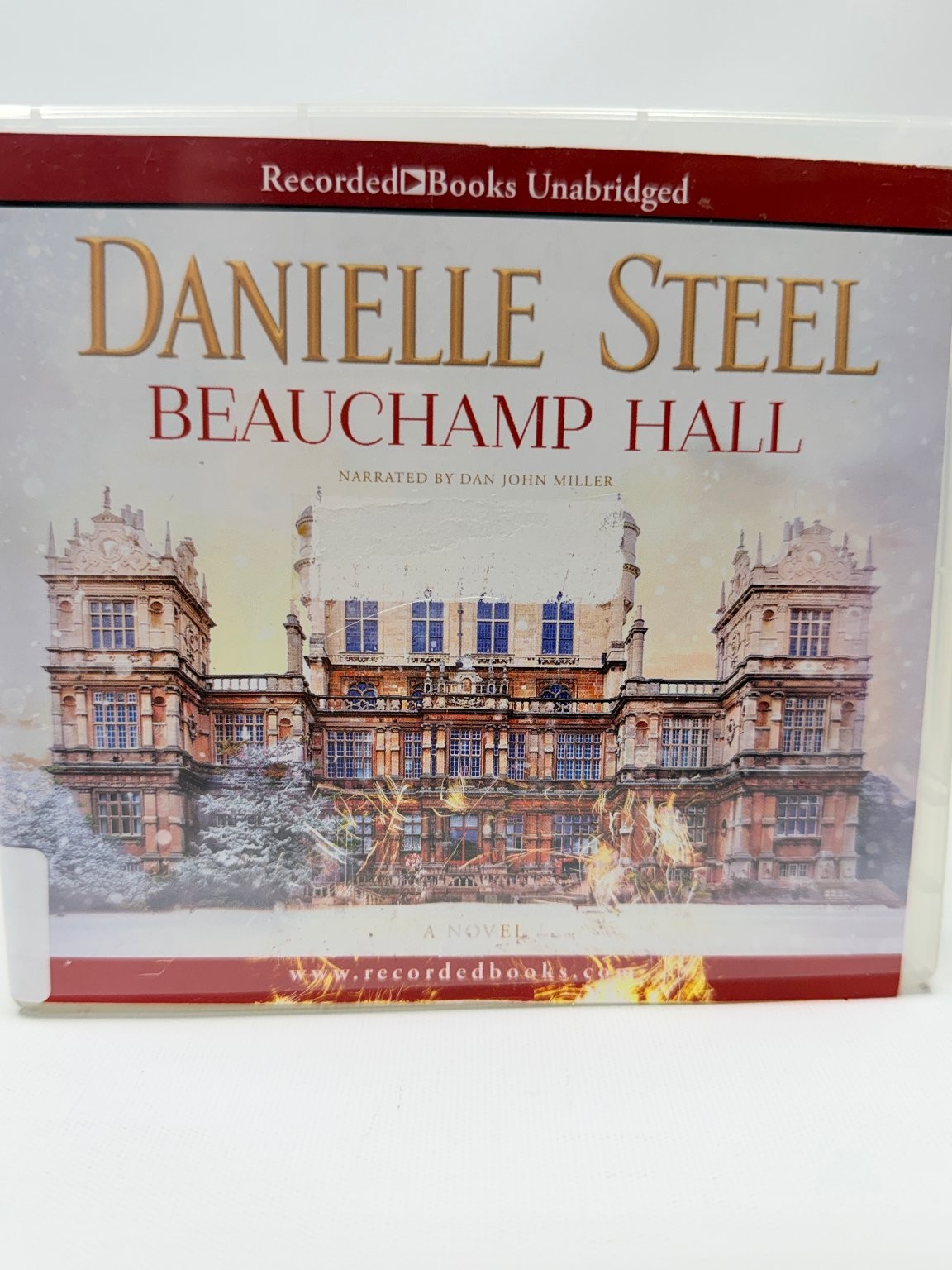 Beauchamp Hall by Danielle Steel Audiobook CDs Unabridged 6 Discs