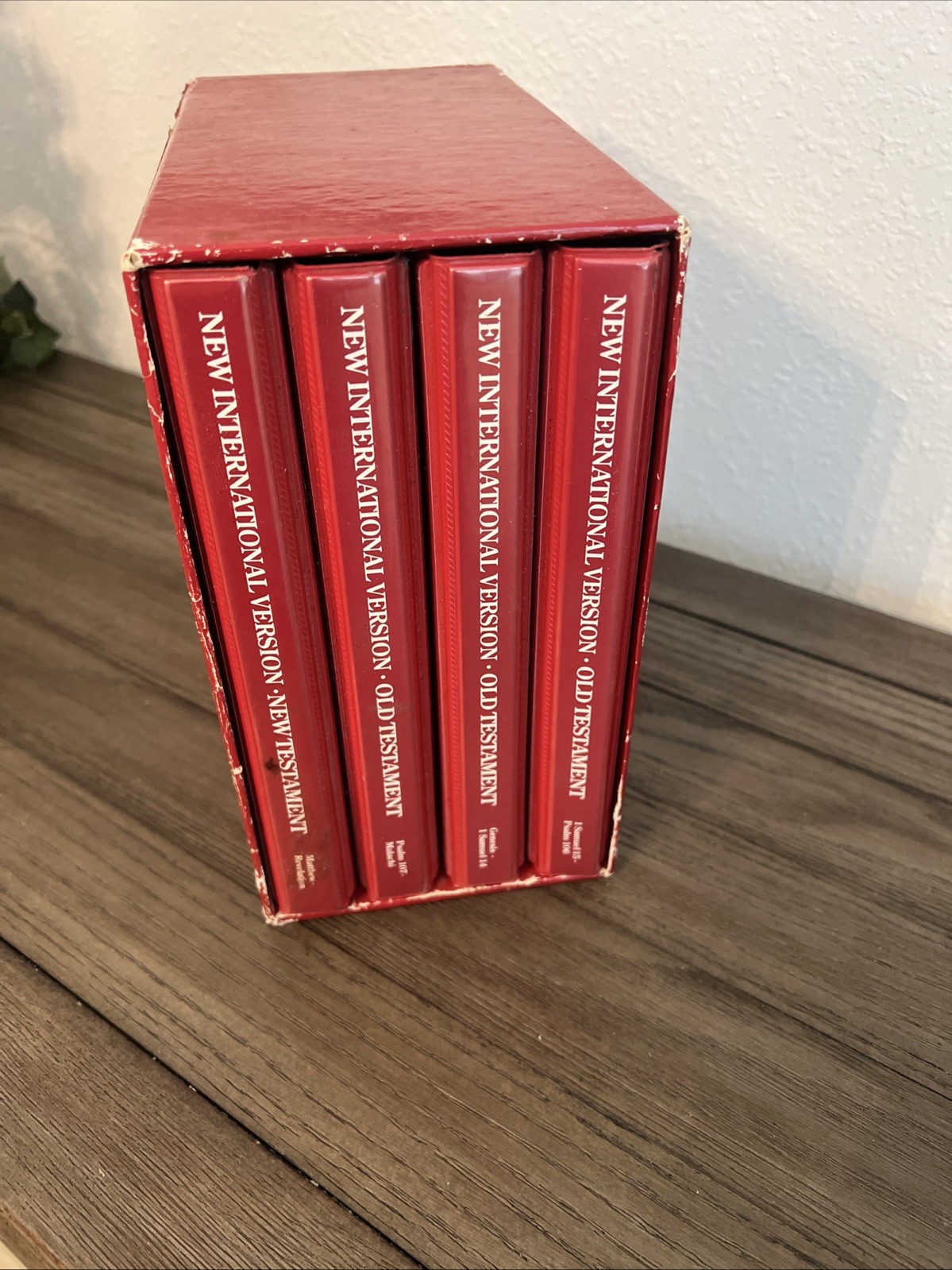 Complete NIV Bible On Cassette 48 Tape Set Dramatized Orchestrated Zondervan