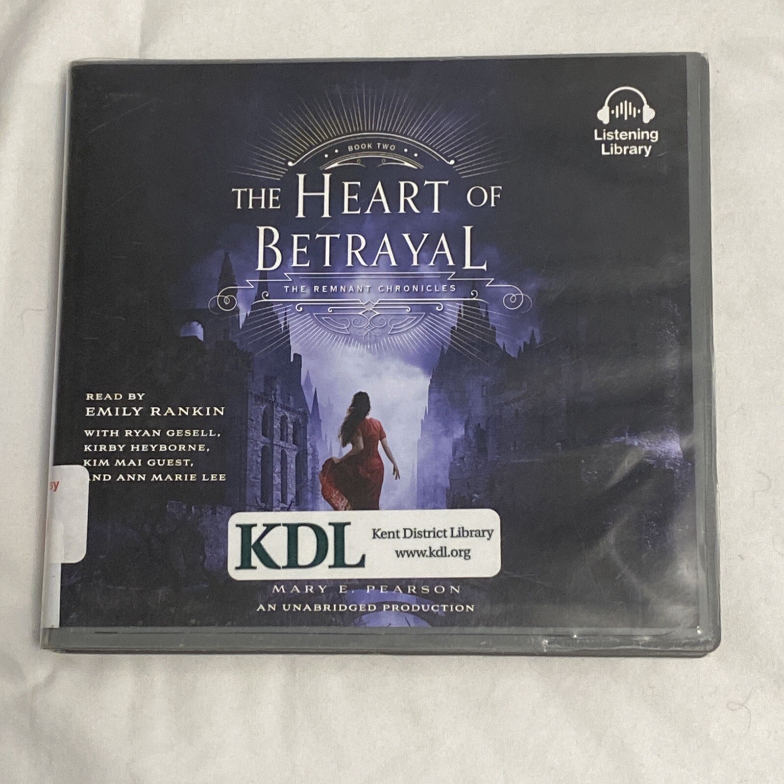 The Heart of Betrayal: The Remnant Chronicles (2015 audiobook) 11 Discs BOOK 2