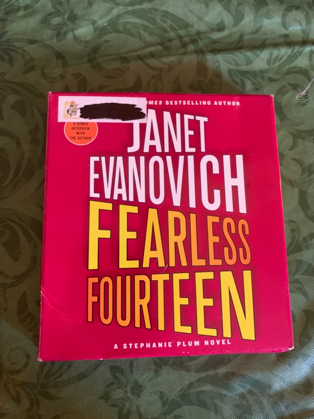 Fearless fourteen Janet Evanovich Audiobook~ SHELF201