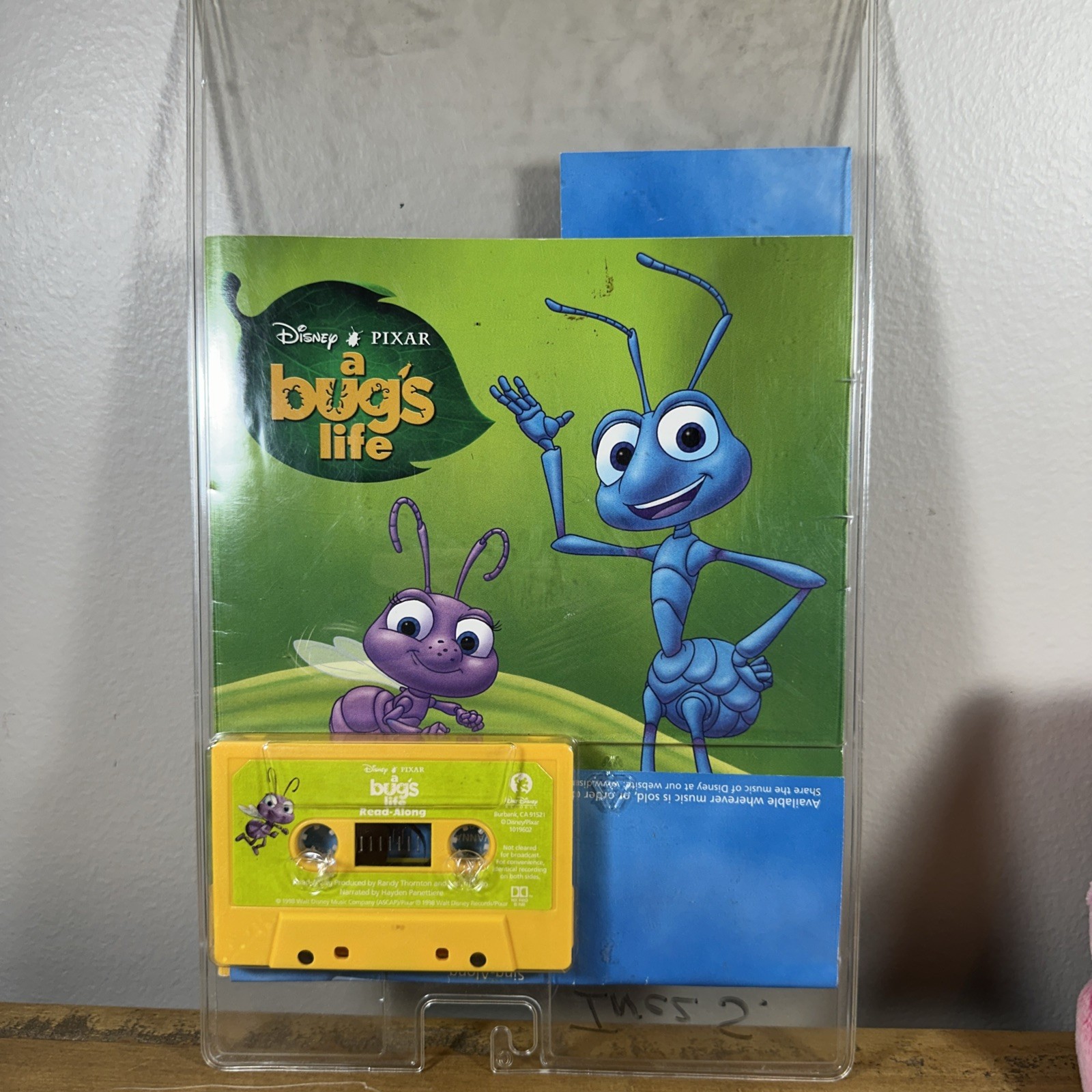 Unsealed A Bug’s Life: Read-Along by Disney (Cassette, Nov-1998, Walt Disney)