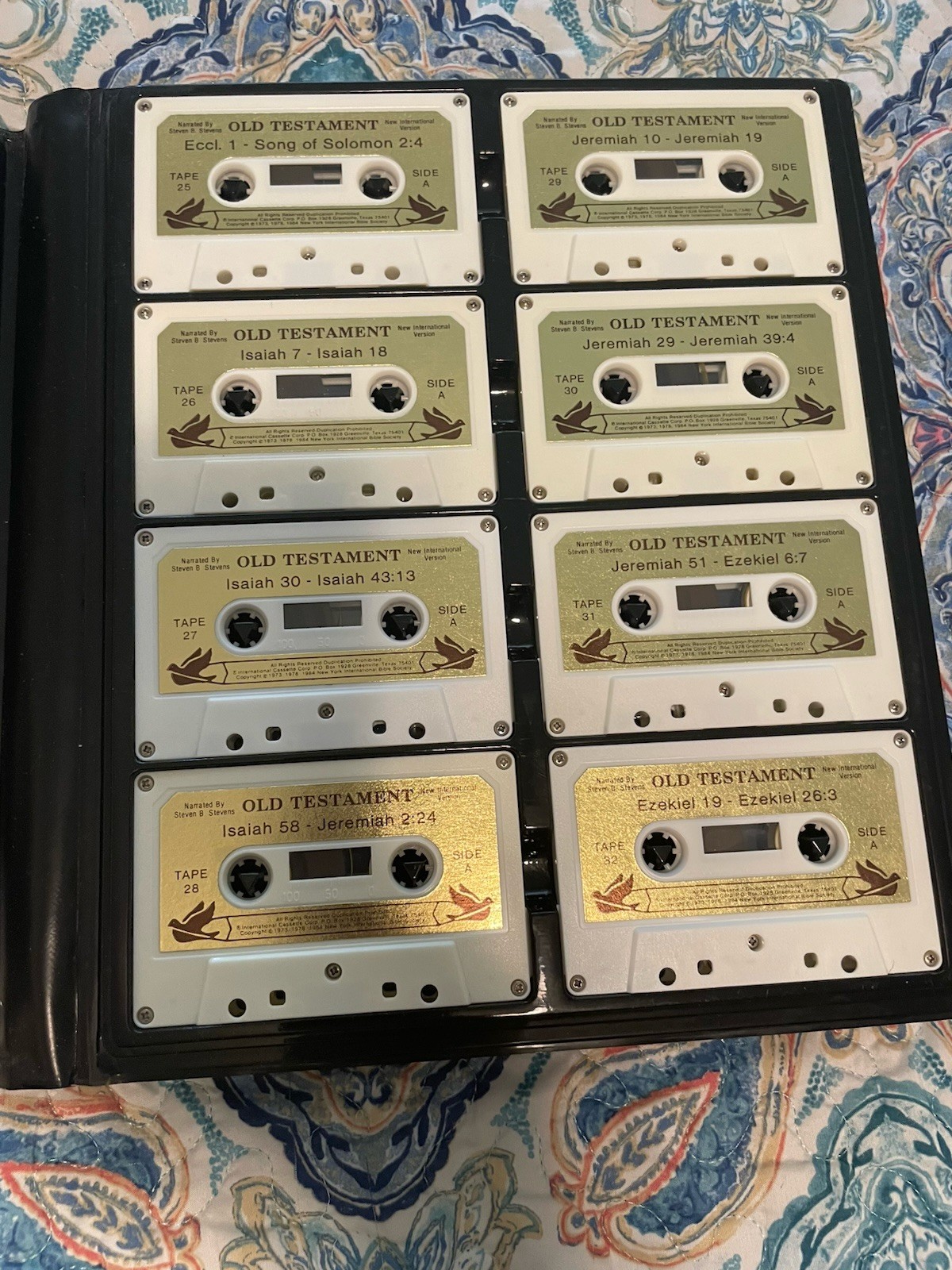 The Bible Old & New Testament 47 Audio Cassettes New International Version~Vtg