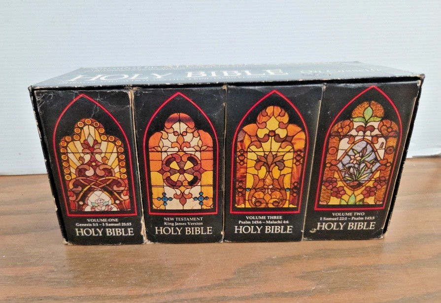 King James Version Holy Bible Cassettes Tapes 48 COMPLETE Alexander Scourby E1