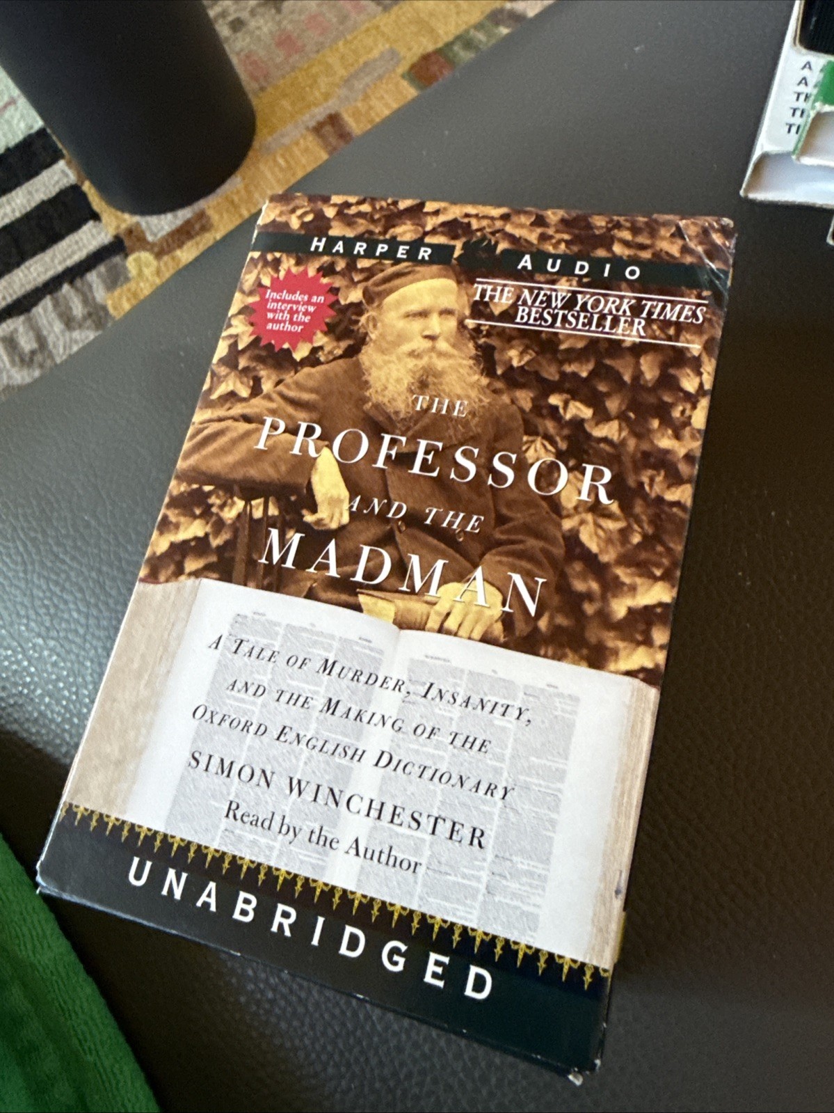 The Professor and the Madman : A Tale of Murder, Insanity, and the Making of the