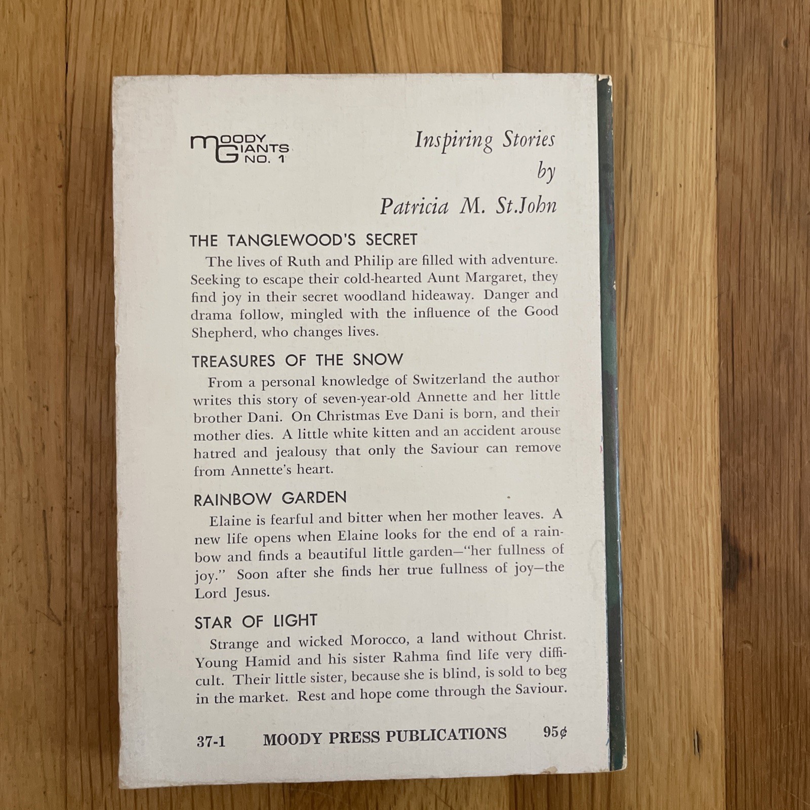 The Tanglewoods Secret — Vintage Paperback Book By Patricia M St John