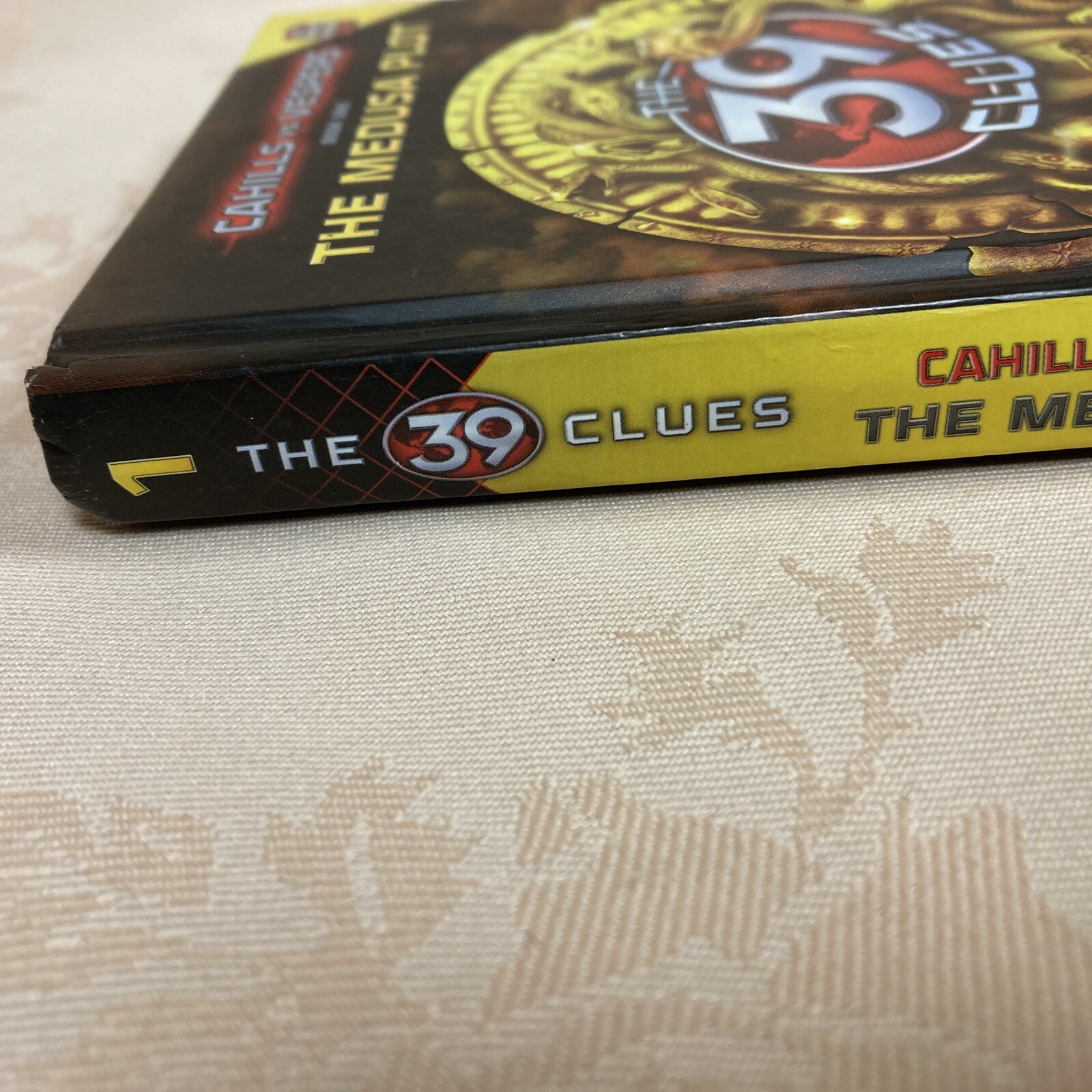 The 39 Clues: Cahills vs. Vespers: The Medusa Plot: Book One. No Cards Included