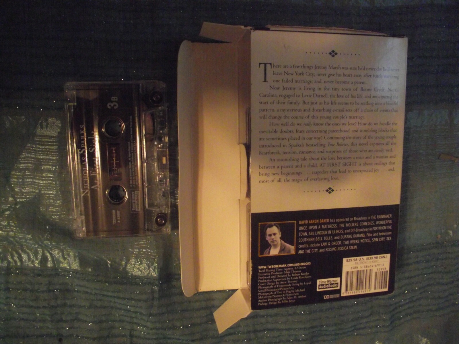 AT FIRST SIGHT (2005, on 5 CASSETTEs) AUDIOBOOK. NICHOLAS SPARKS, DAVID BAKER
