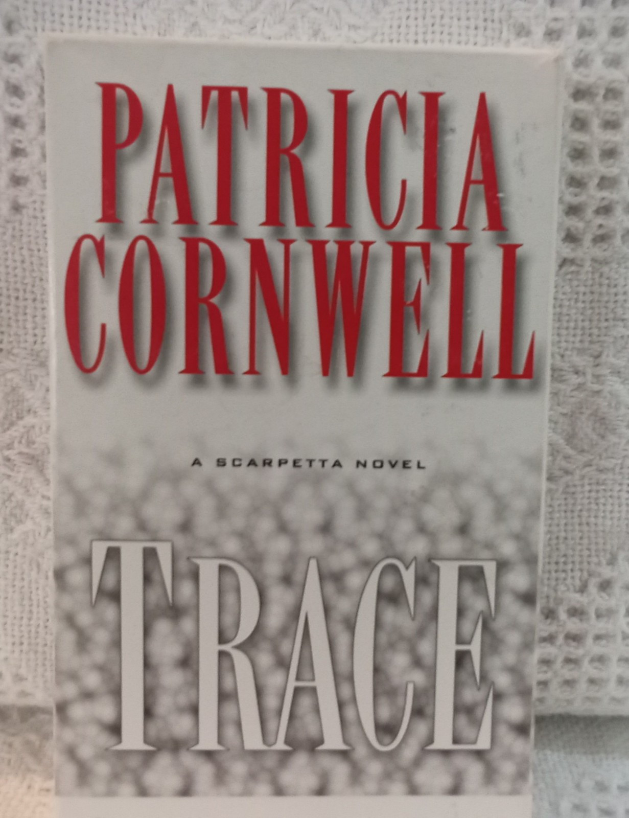 Audio Book TRACE By Patricia Cornwell 4 Cassettes Abridged Very Good Condition