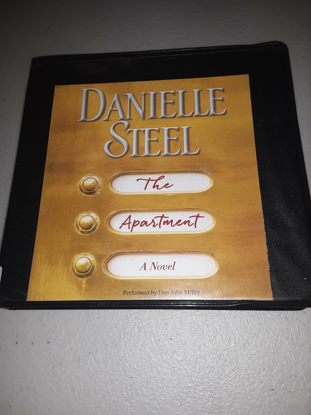 Shelf166 Audiobook~ THE APARTMENT, DANIELLE STEEL