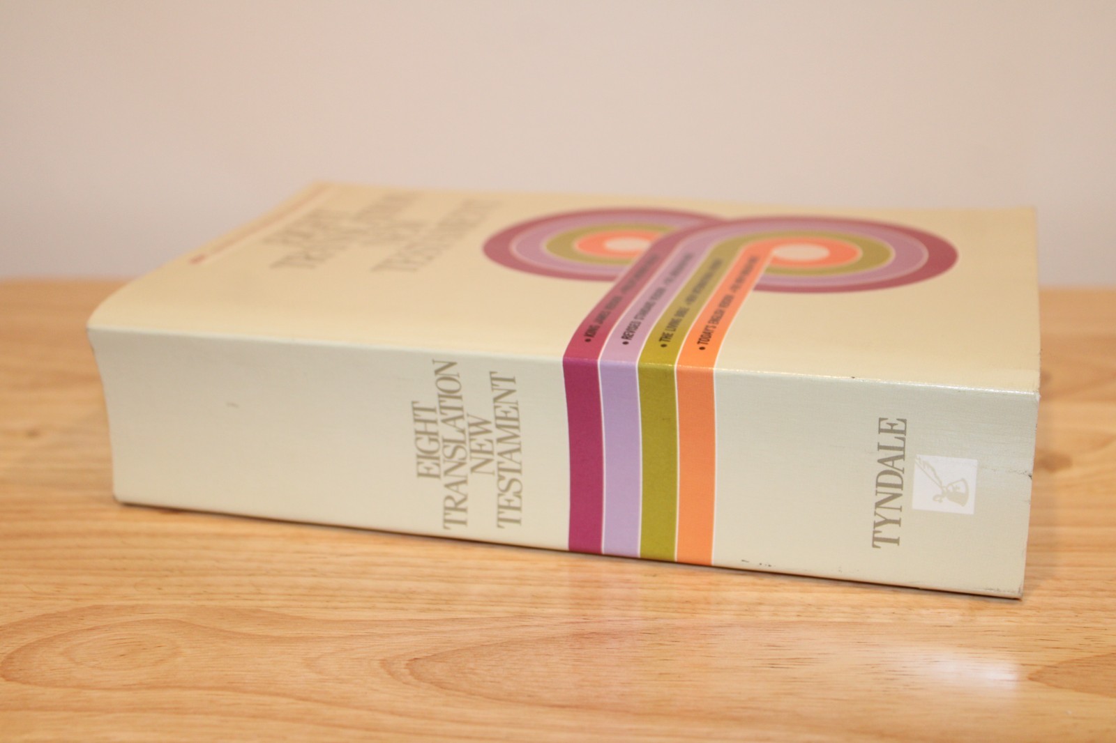 Eight Translation New Testament by Tyndale House Publishers Inc, Paperback, 1985