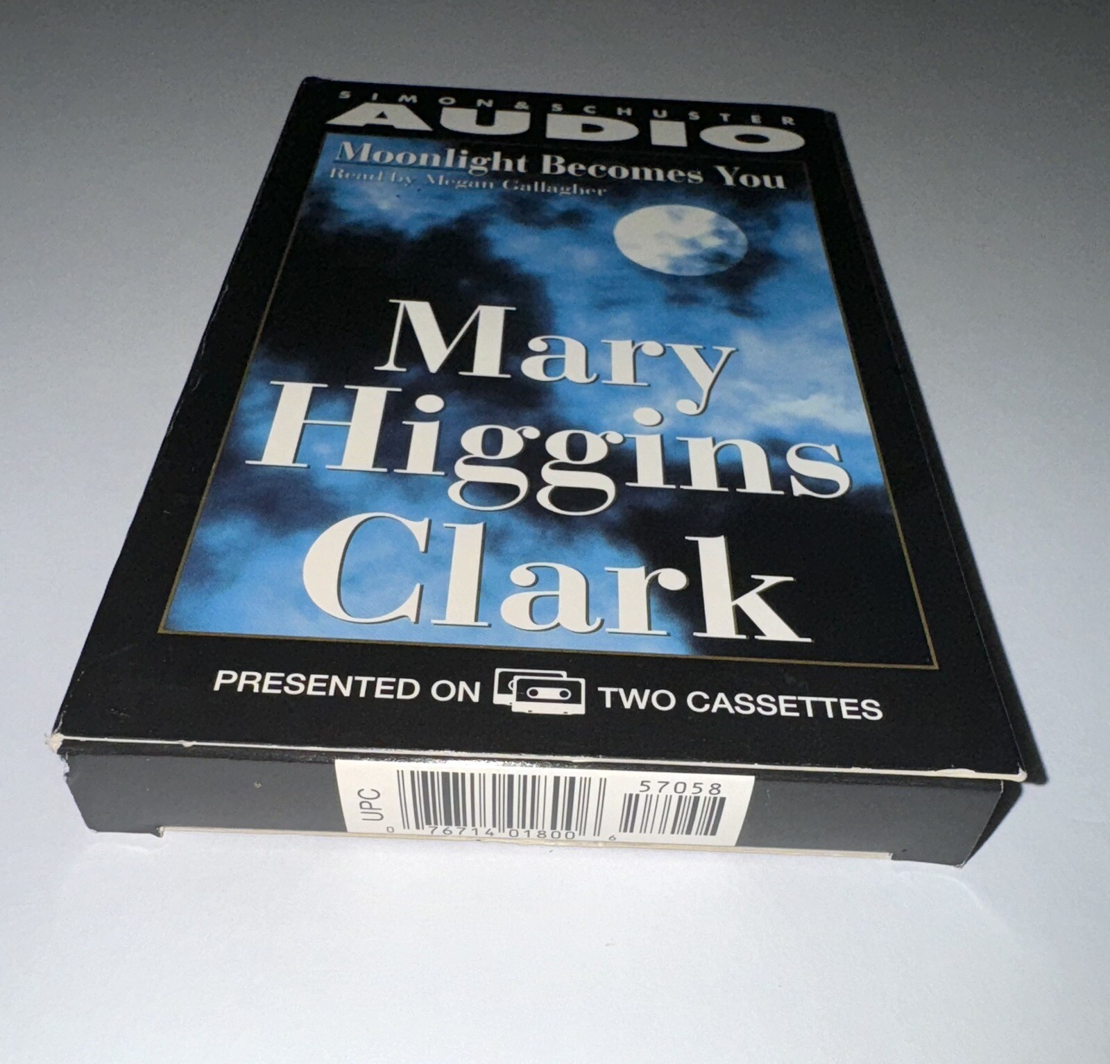 MOONLIGHT BECOMES YOU Mary Higgins Clark Audio Books 2 Cassettes Mystery Vintage