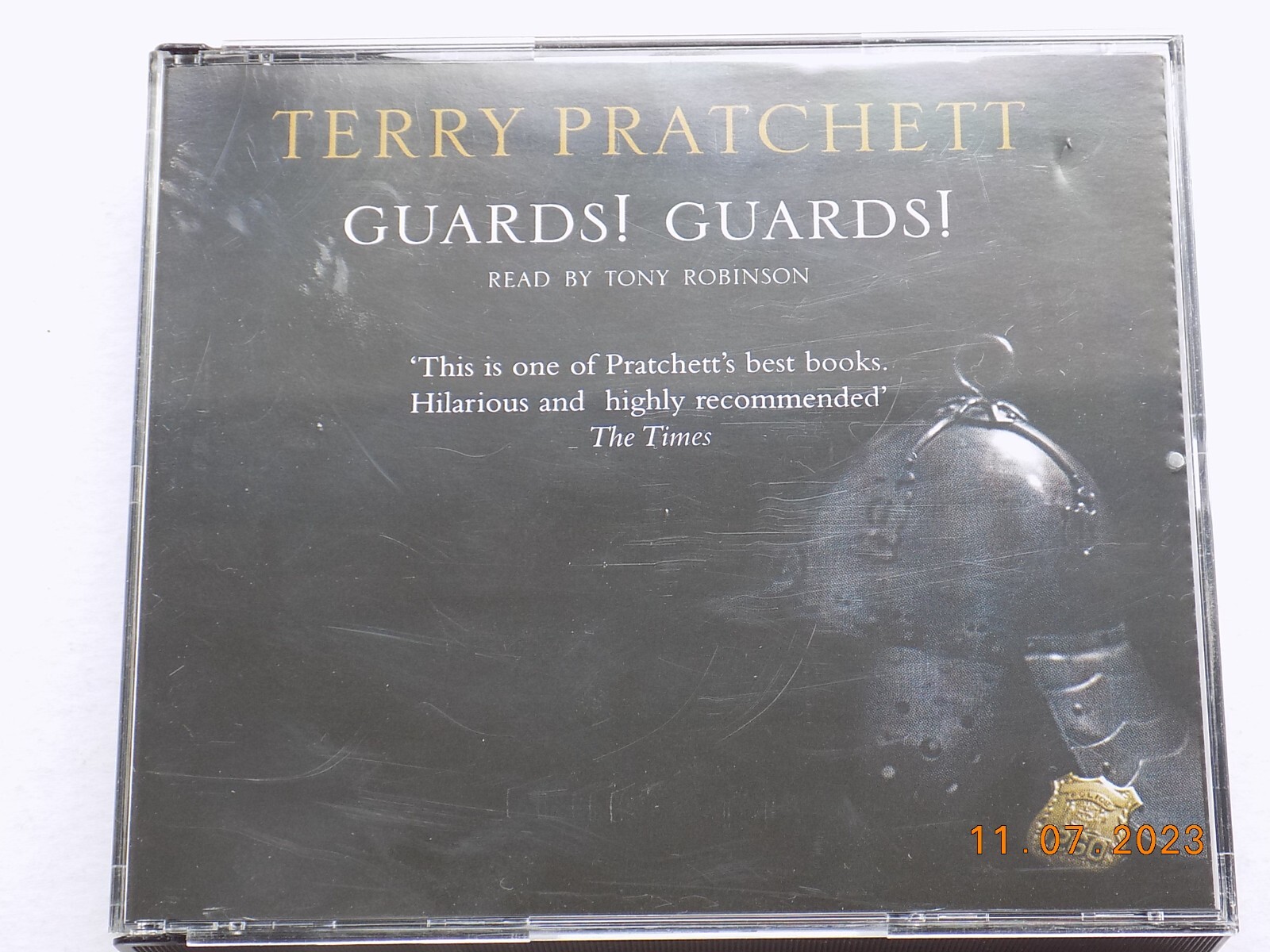 Guards! Guards!: (Discworld Novel 8) by Terry Pratchett (Audio CD, 2005)