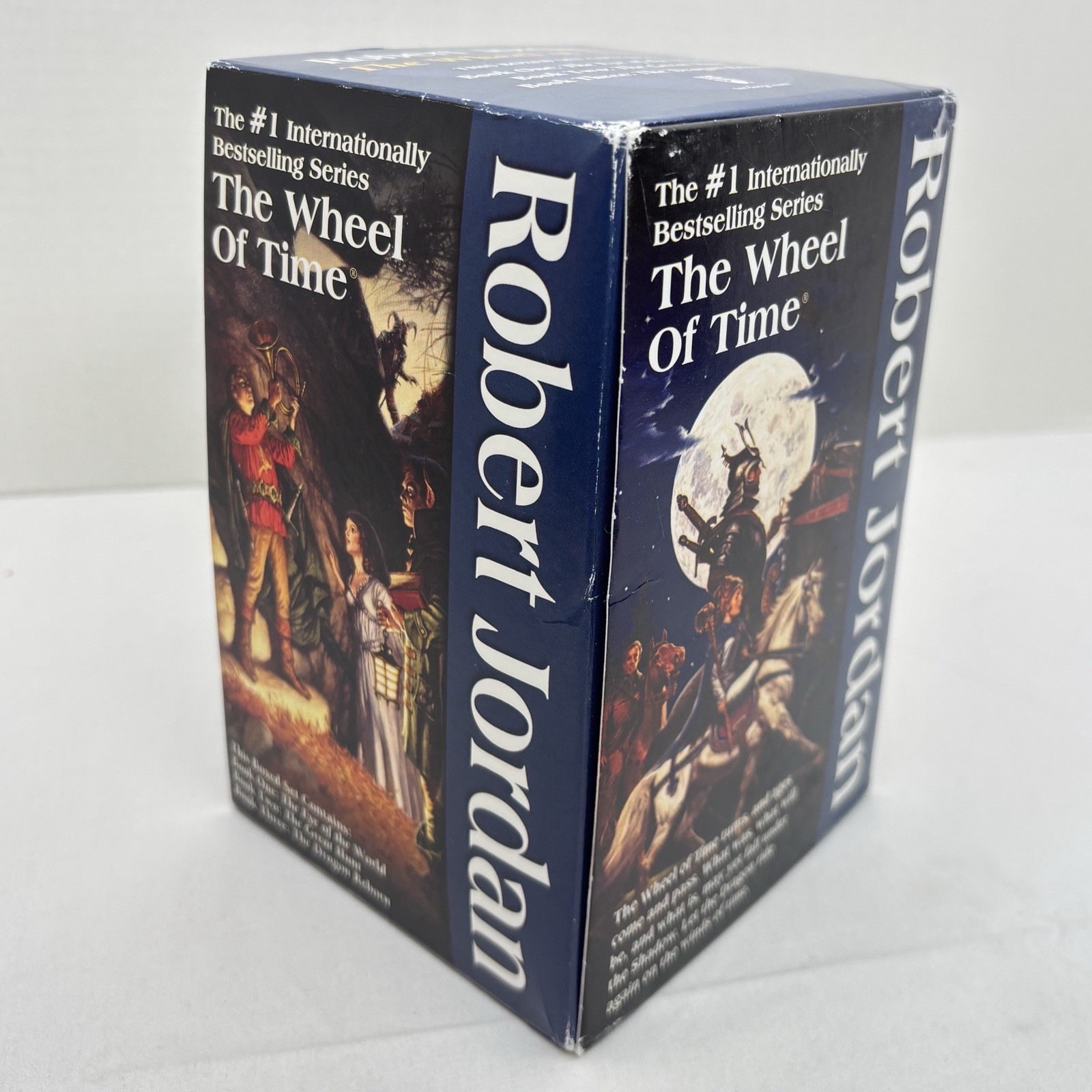 Wheel of Time Box Set Paperback Book 1 2 3 Robert Jordan Eye World Hunt Dragon