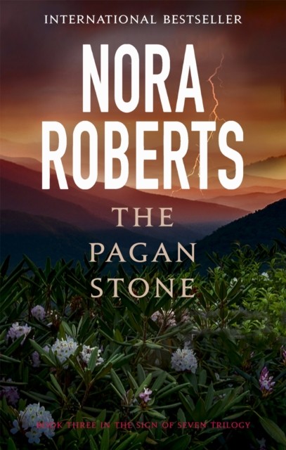 The Pagan Stone Number 3 in series Sign of Seven by Nora Roberts PAPERBACK