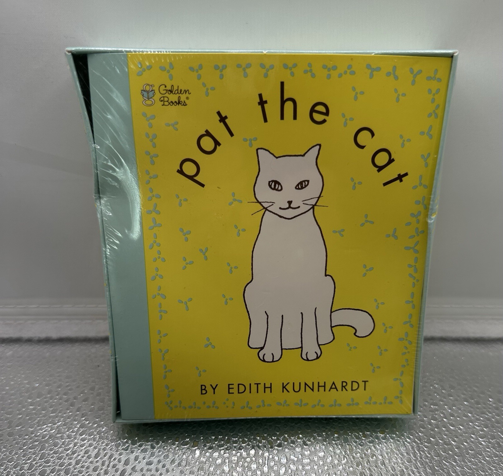 Pat the Cat RARE Golden Book Sealed New Touch And Feel Edith Kunhardt