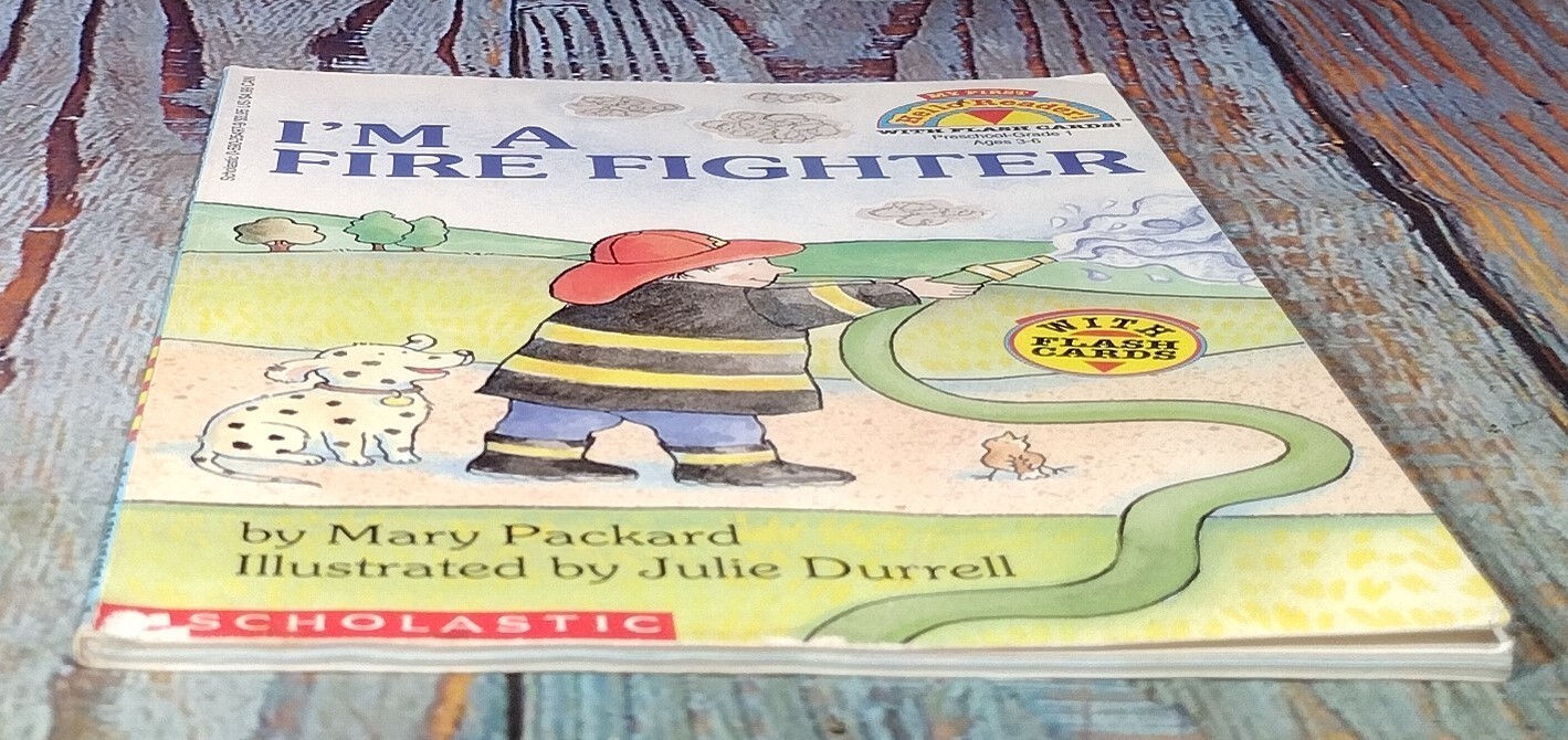 I’m a Fire Fighter by Mary Packard (1995, Paperback) with Flash Cards