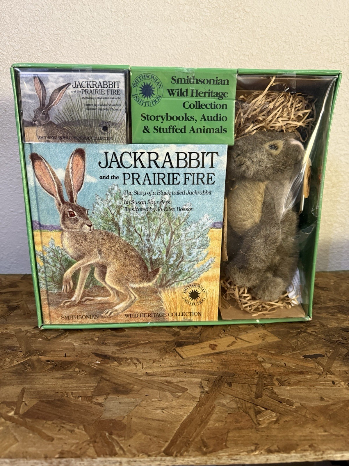SMITHSONIAN COLLECTION STORY BOOKS ,AUDIO AND STUFFED ANIMALS JACKRABBIT