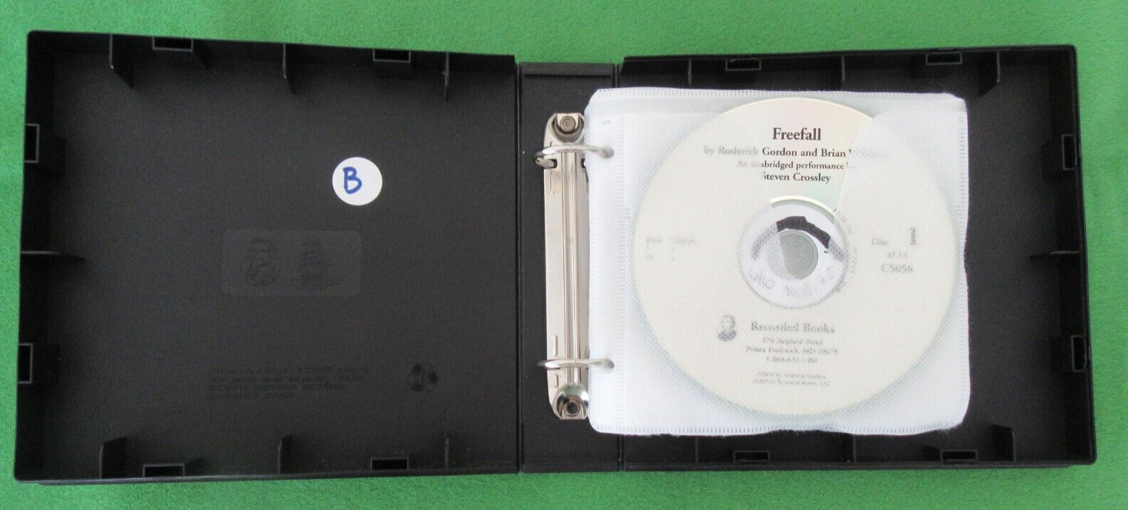 AUDIO CD FREEFALL BY RODERICK GORDON & BRIAN WILLIAMS — #3 TUNNELS SERIES — 2010