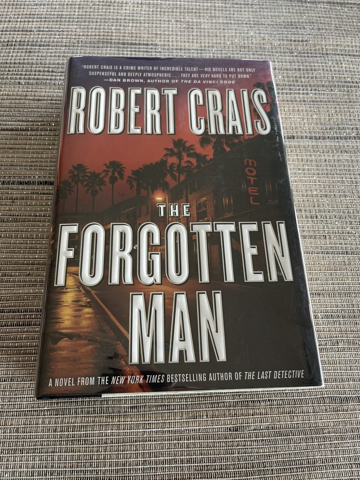The Forgotten Man by Robert Crais ~ Signed, 1st ed.