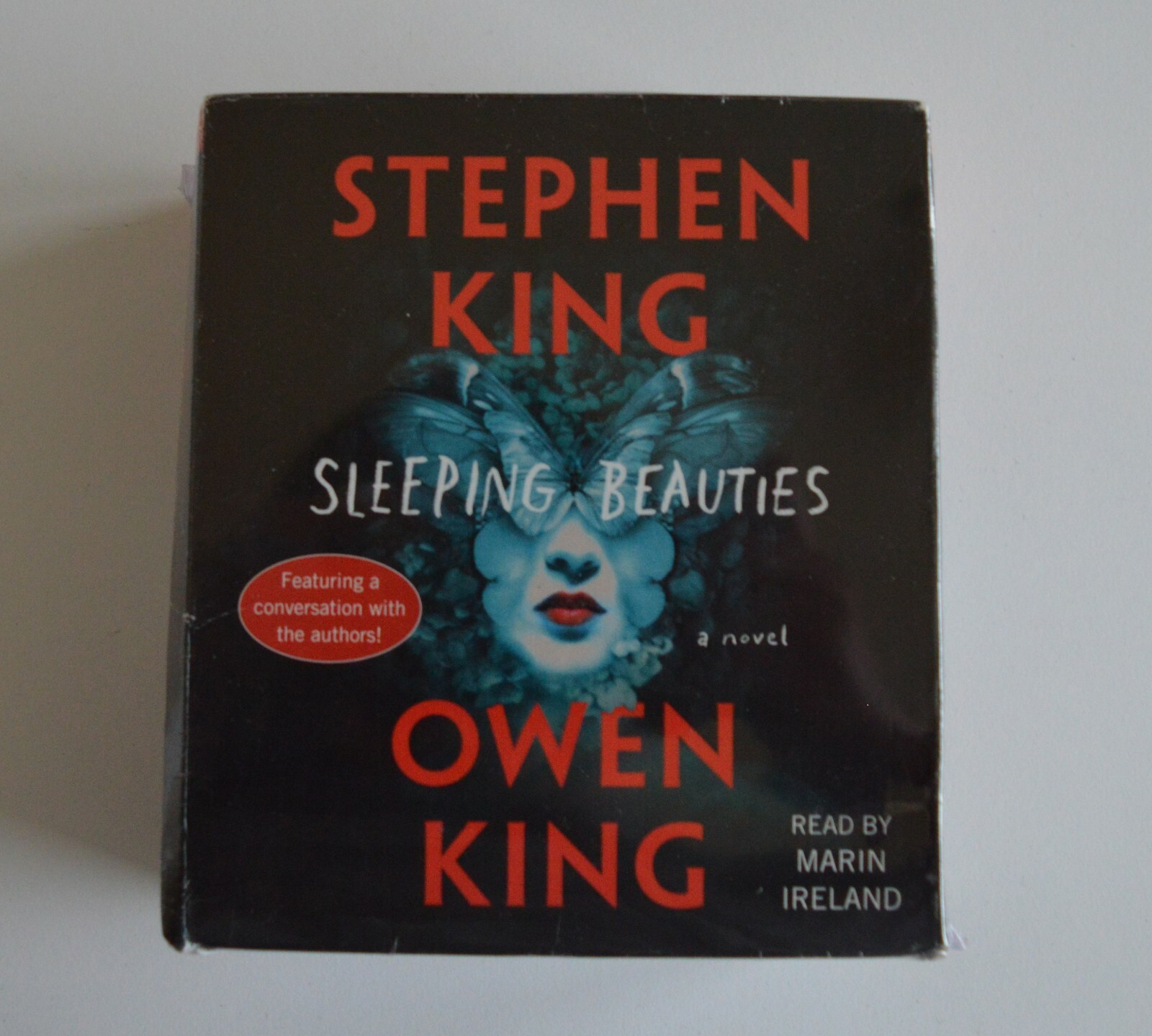 Sleeping Beauties — Stephen and Owen King — Unabridged Audiobook 21 CD (B4)
