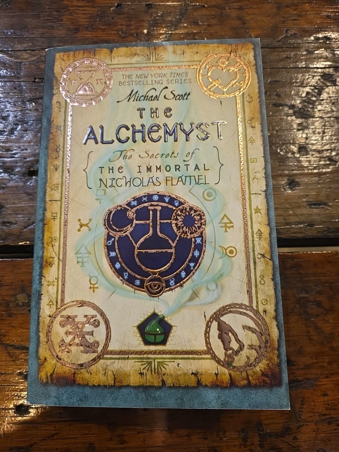 The Secrets of the Immortal Nicholas Flamel Ser.: The Alchemyst by Michael Scott