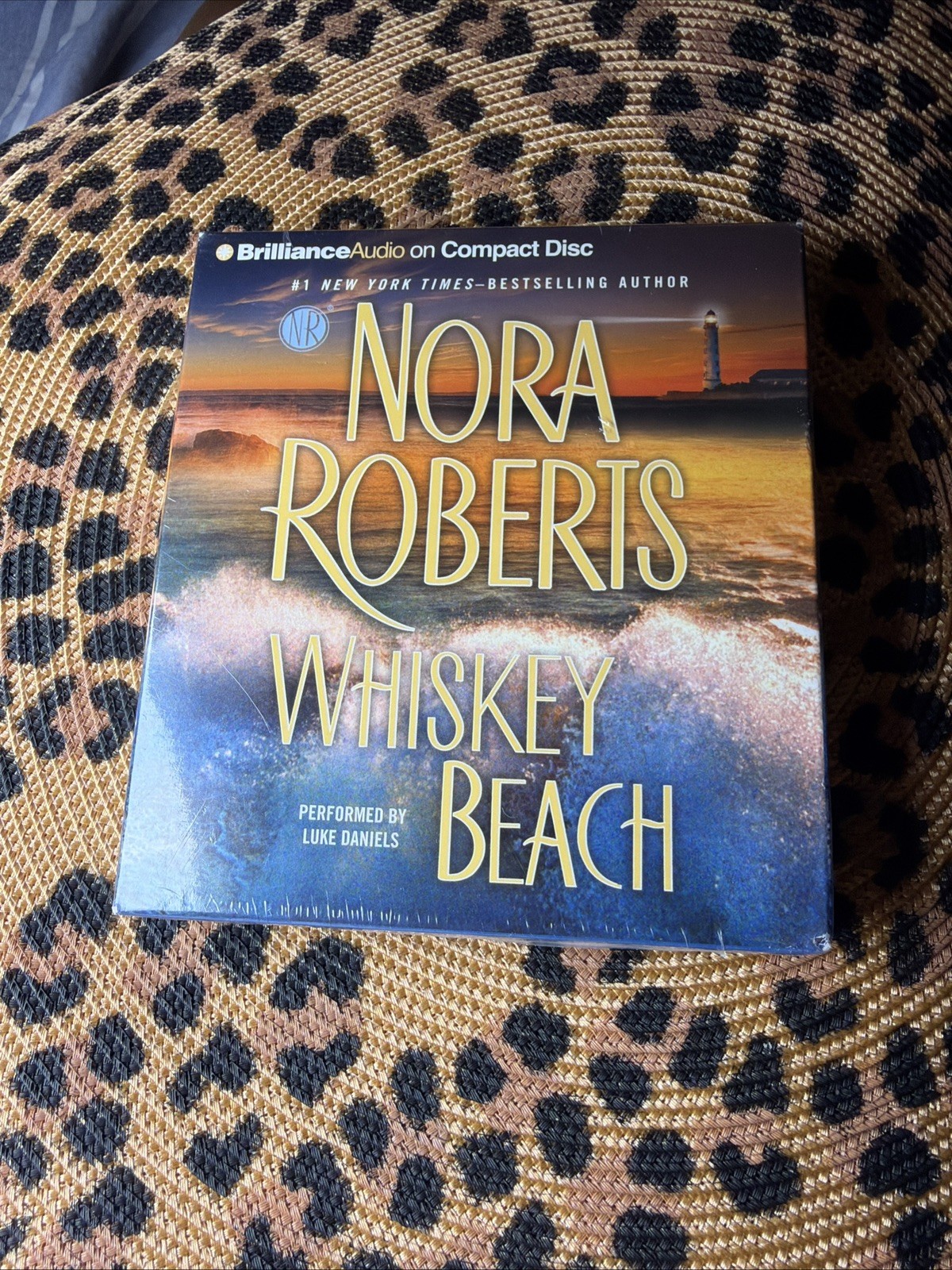 NORA ROBERTS AUDIO COMPACT DISC. «WHISKEY BEACH» NEW SEALED
