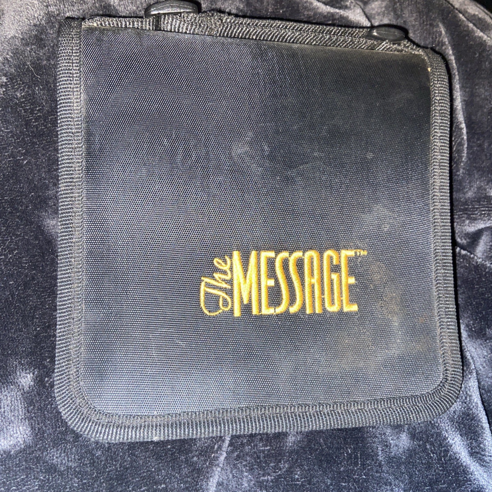 THE MESSAGE Bible Eugene Peterson, 20 AUDIO CDs Zipper Case New Testament Only