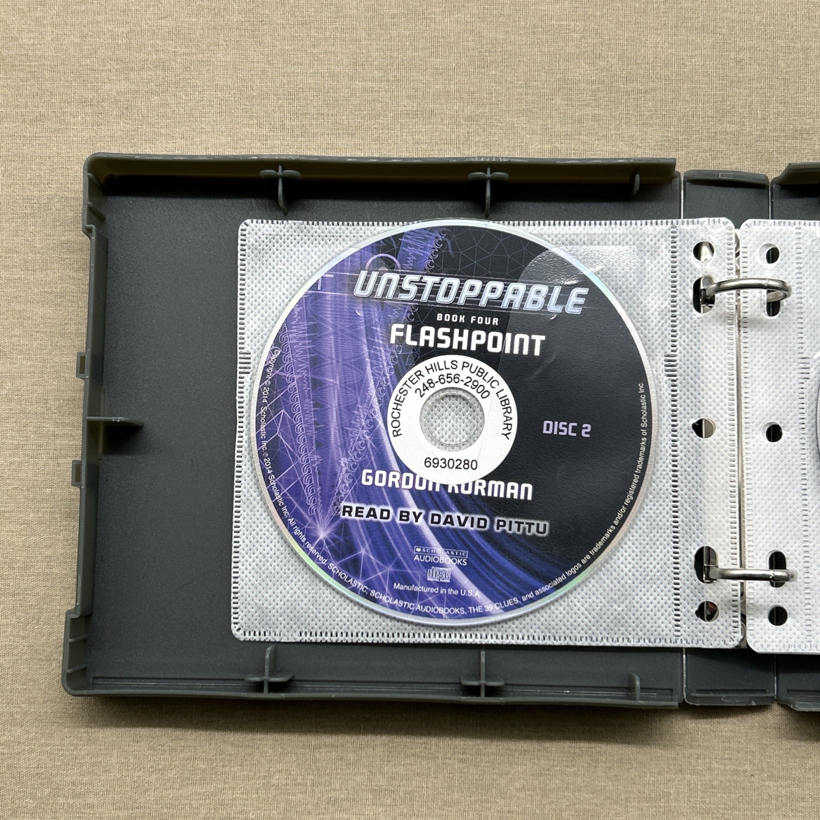 The 39 Clues: Unstoppable 4: Flashpoint (CD Audiobook 5-Disc Set) Gordon Korman