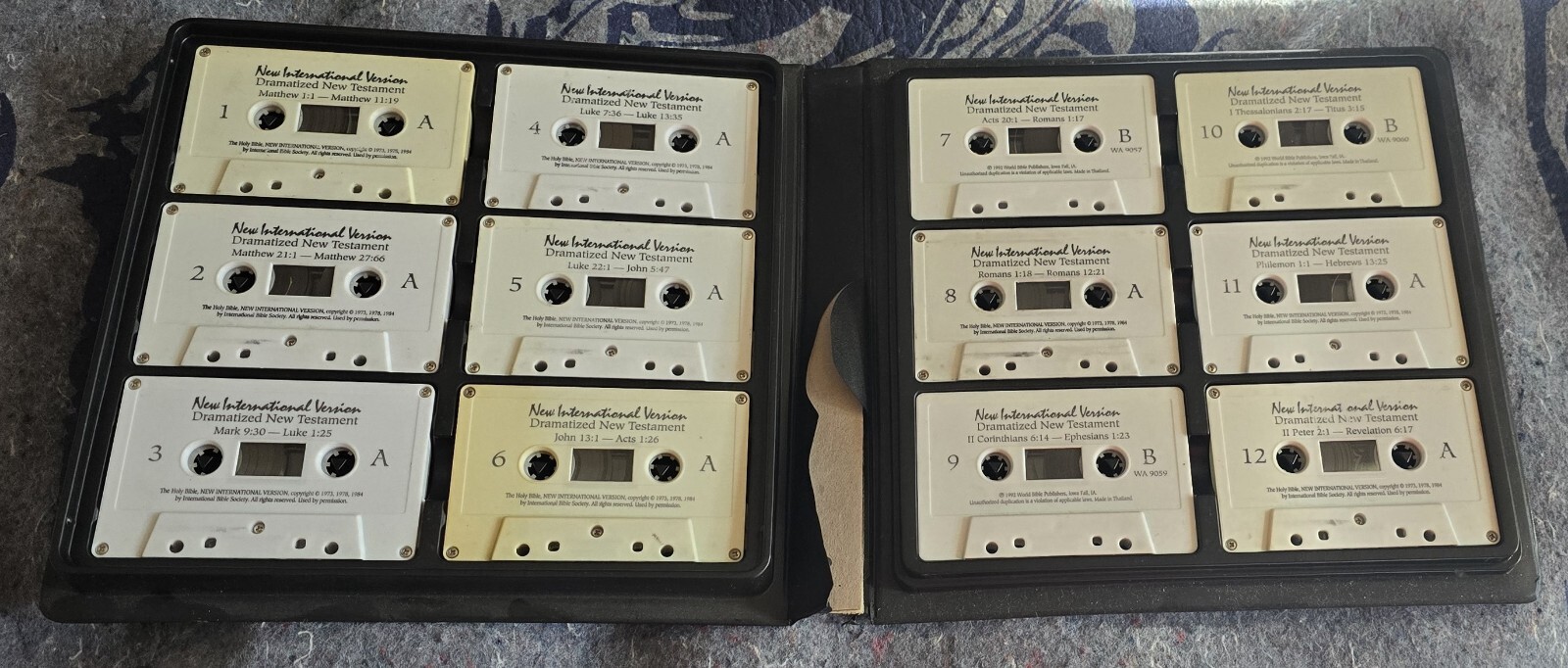 VTG New Testament 12 cassette audiobook new international version