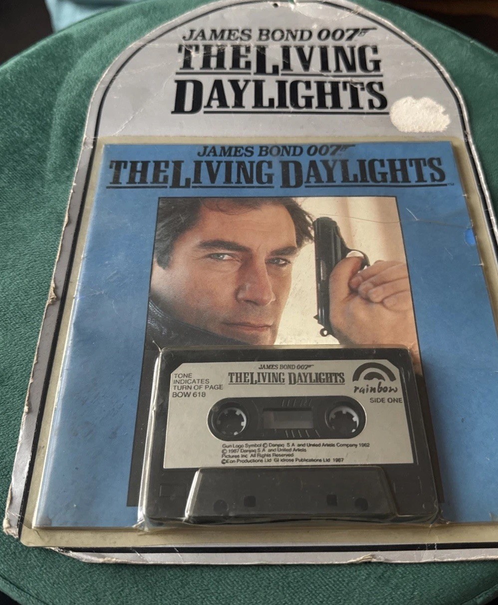Rainbow Theatre Cassette: 007 Living Daylights UNOPENED James Bond Collectible