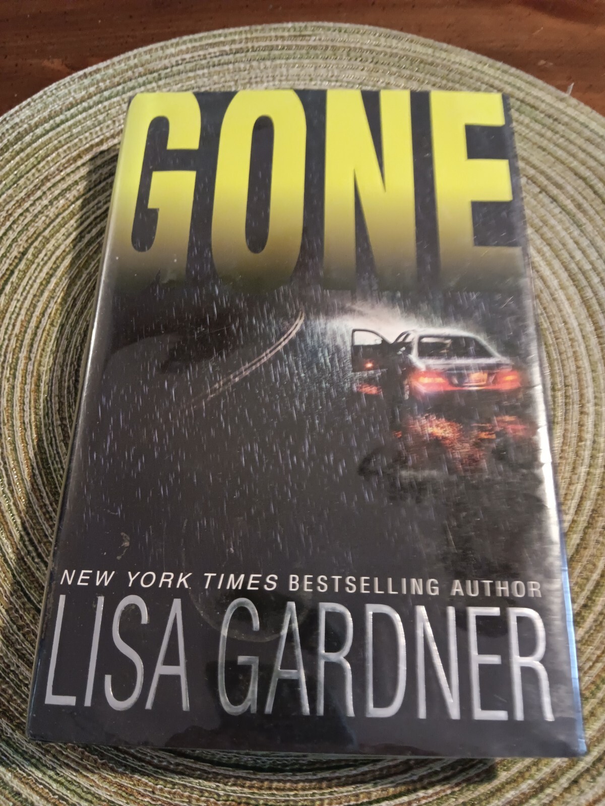 Gone: An FBI Profiler Novel by Lisa Gardner: Used