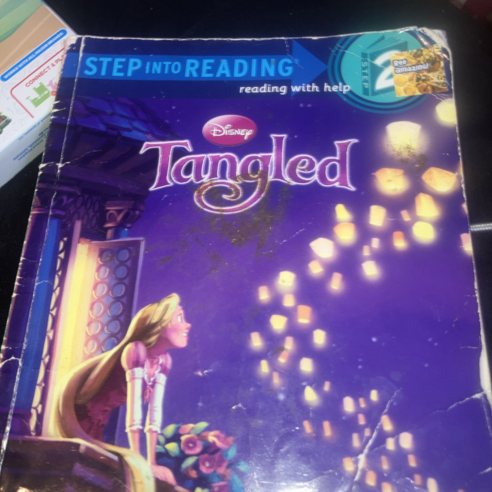 Outside My Window (Disney Tangled) (Step into Reading) — Paperback — GOOD