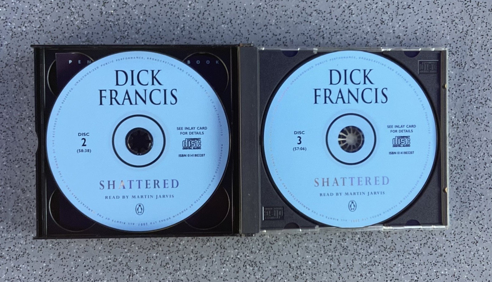 Shattered (3 Cds) Dick, Francis, Audio book read by Martin Jarvis