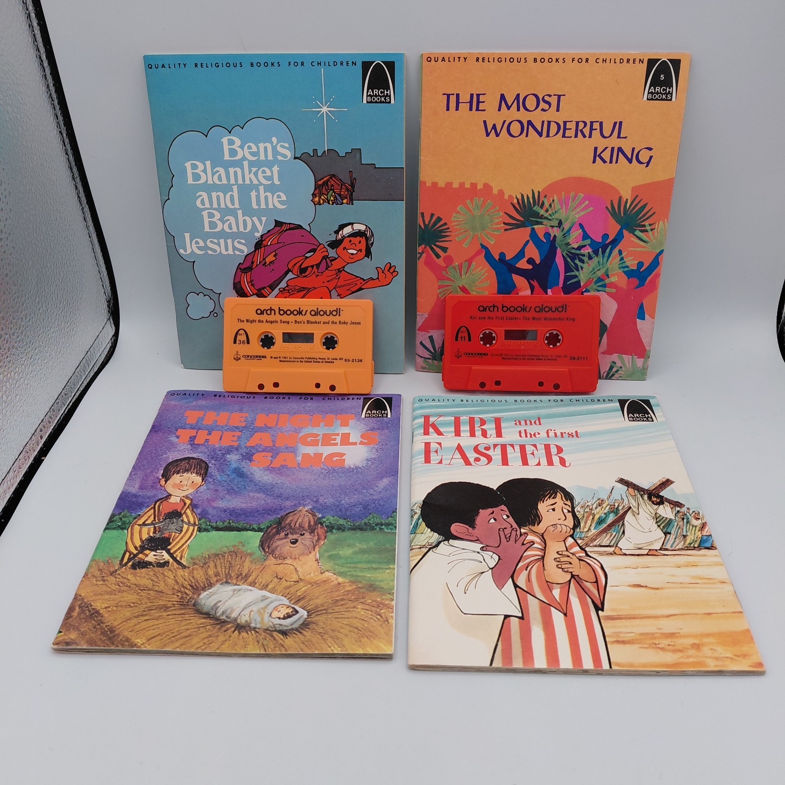 Lot of 4 Arch Books & Cassette Tapes. Biblical stories for Children/Kids