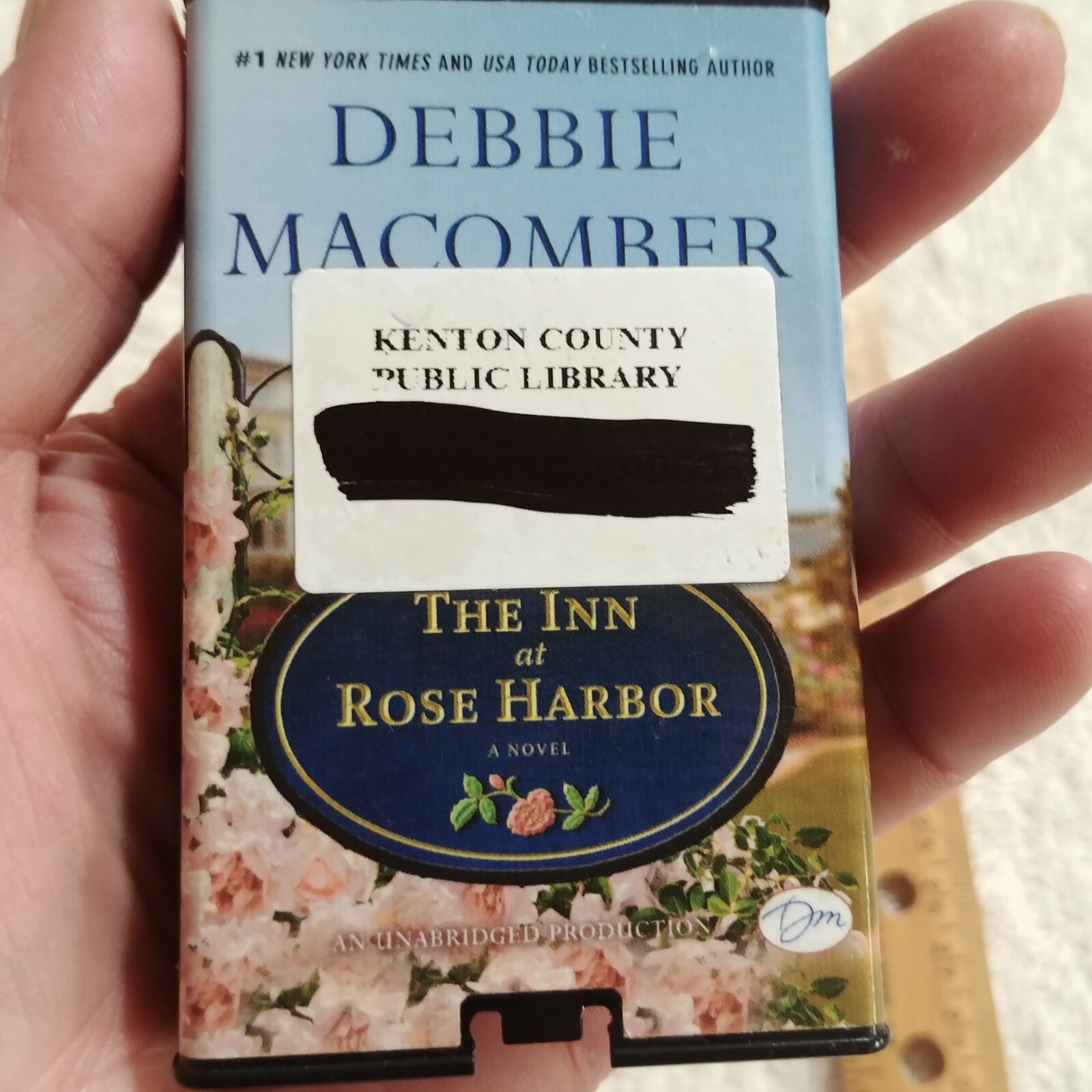 The Inn at Rose Harbor by Debbie Macomber (2012, Rose Harbor #1, Audio Player)