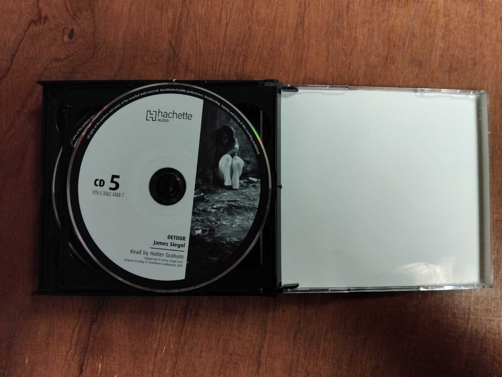 Detour By James Siegel. 5×CD Audio Book Read By Holter Graham. EX
