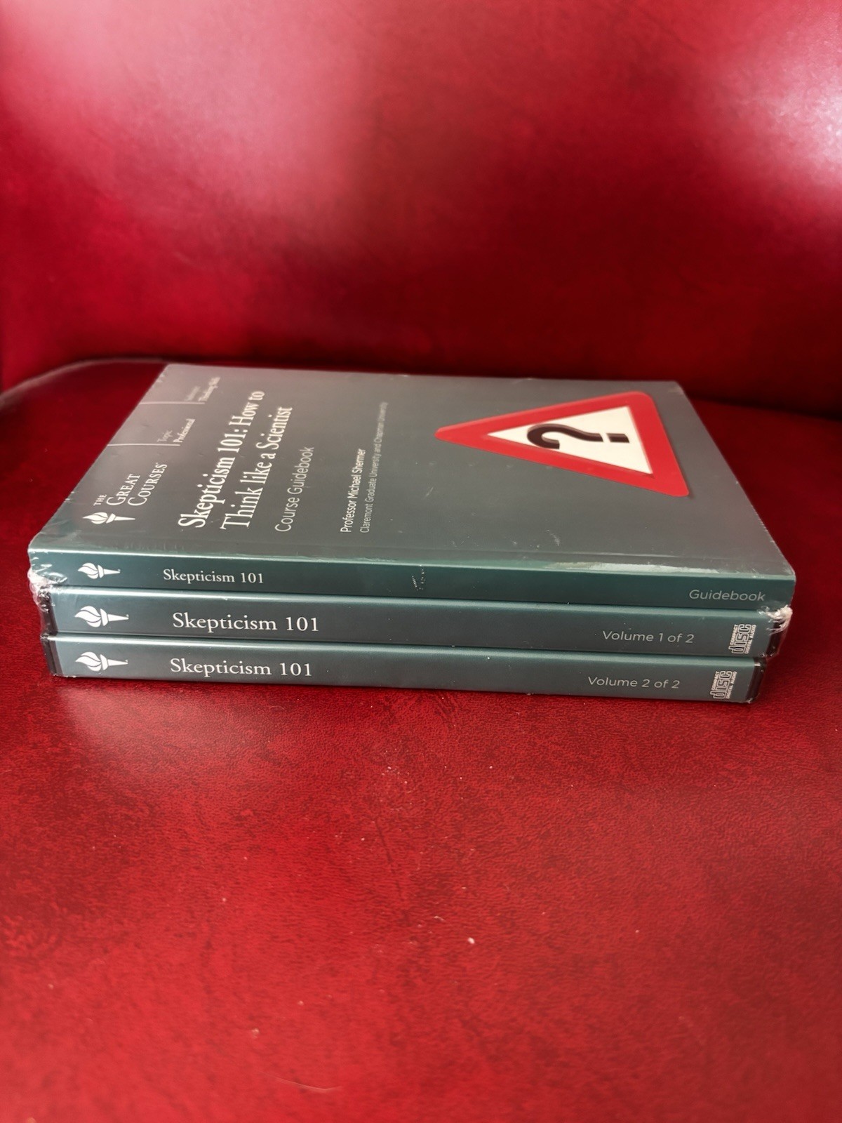 Great Courses Skepticism 101 How to Think like a Scientist Guide Book & CD Set
