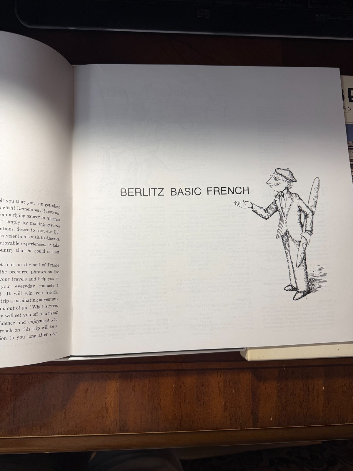 Beautifully Assembled Berlitz Course inBasic French w/ Cassettes, Phrasebook etc