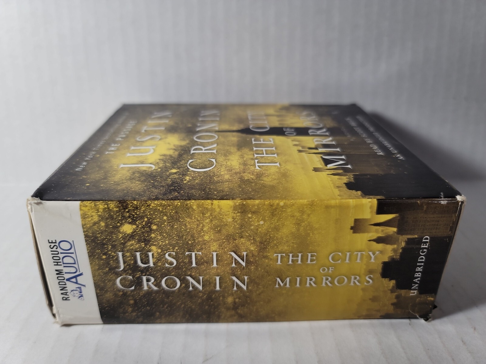 THE CITY OF MIRRORS Book 3 of The Passage Trilogy 23 Audio CDs