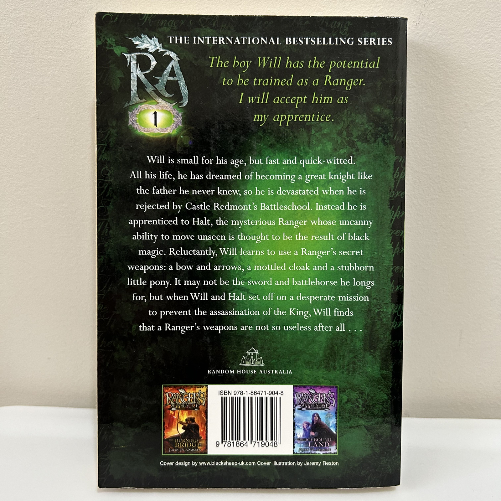 John Flanagan: Ranger’s Apprentice Trilogy (Books 1,2,3) EXC Junior Fiction🆓📮