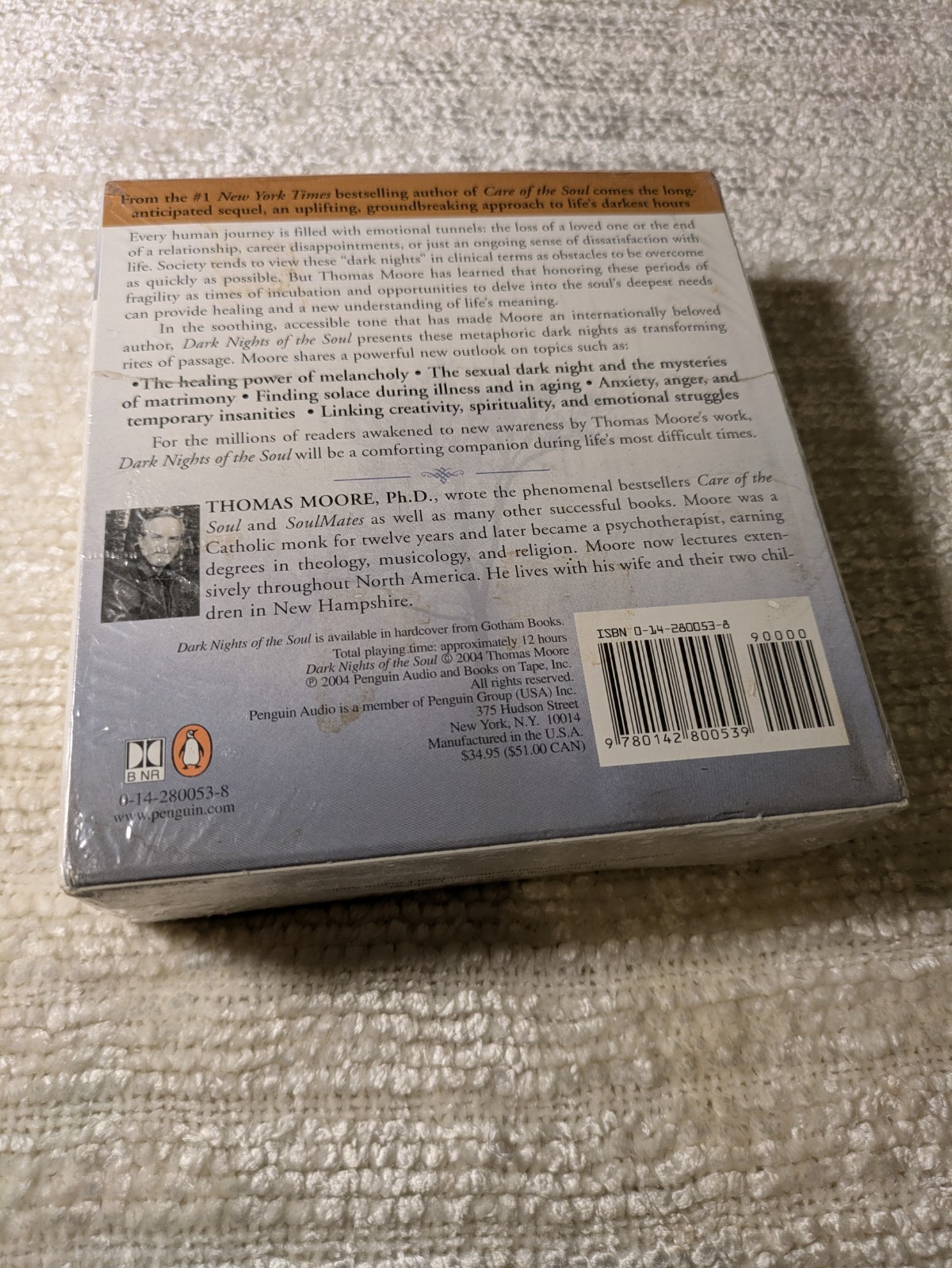 Dark Nights of the Soul : A Guide to Finding Your Way Through Life’s Ordeals by