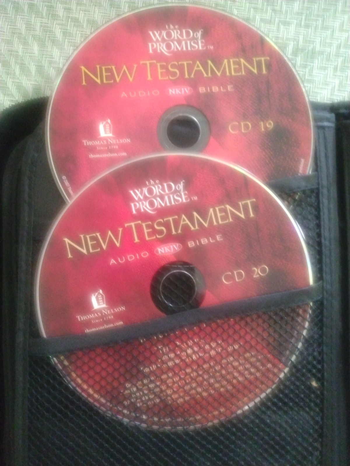 The Word of Promise New Testament by Thomas Nelson Publishing Staff (2007,…