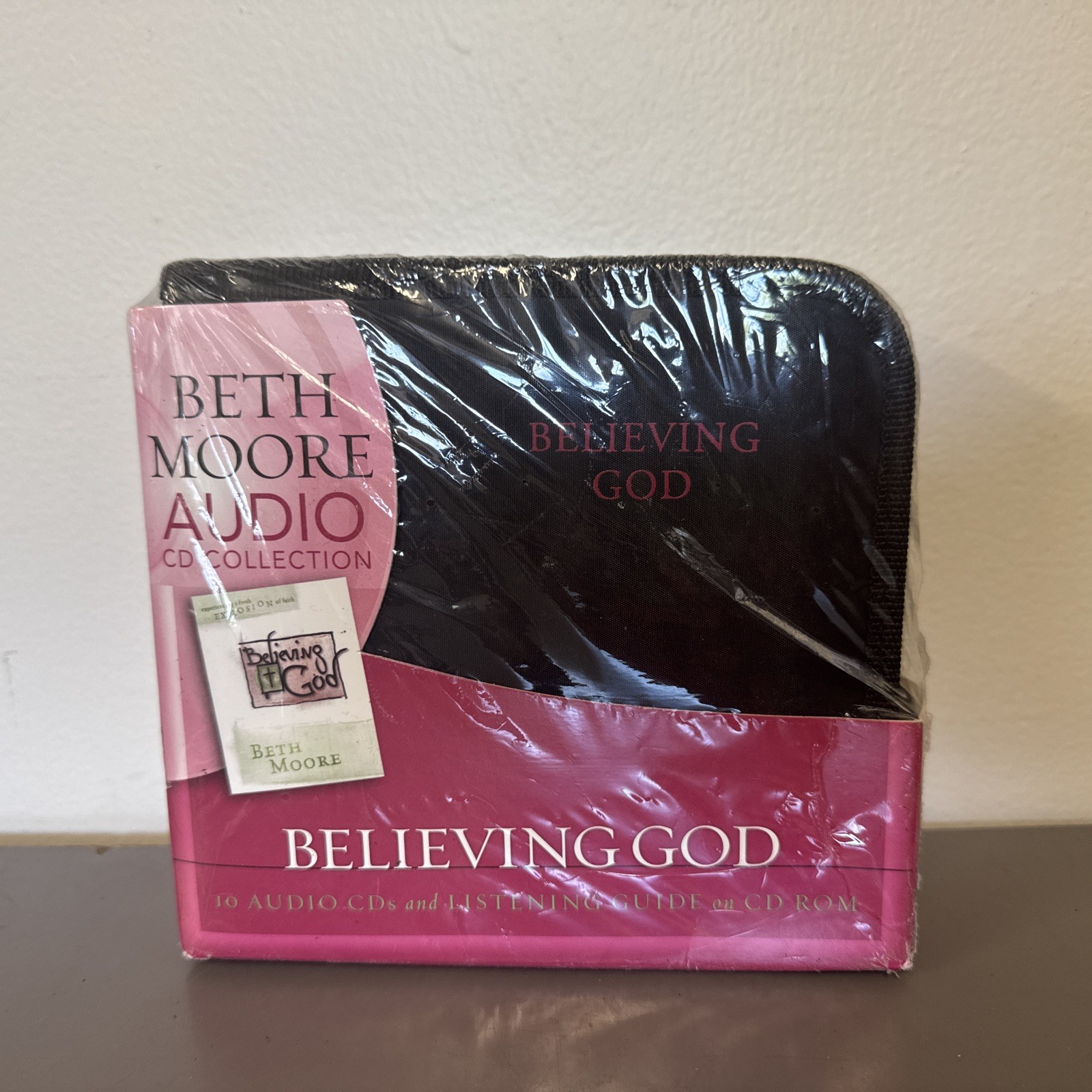 Beth Moore Believing God 10 Audio CD Collection & Listening Guide CD ROM — VG+