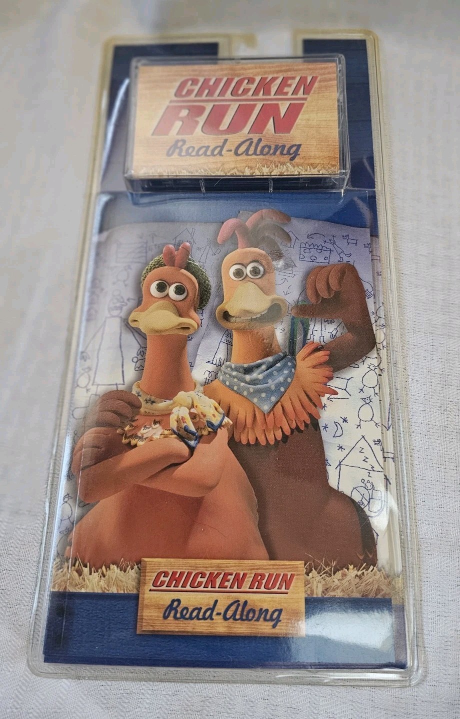 Chicken Run Read-Along audio cassette with book In Original Packaging