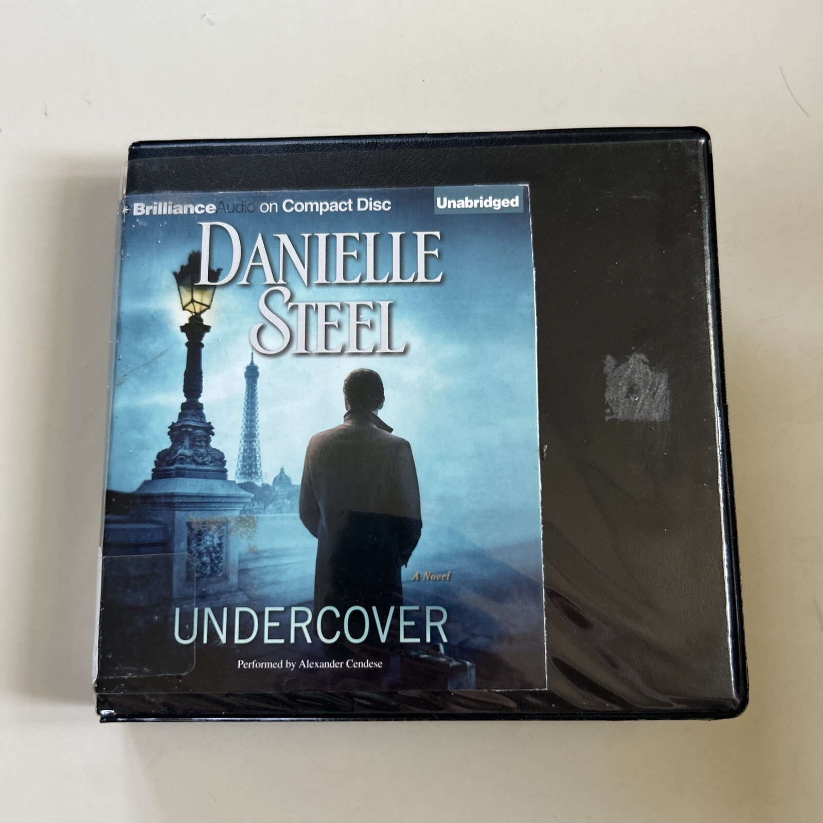 Undercover by Danielle Steel (2015, Compact Disc, Abridged edition)