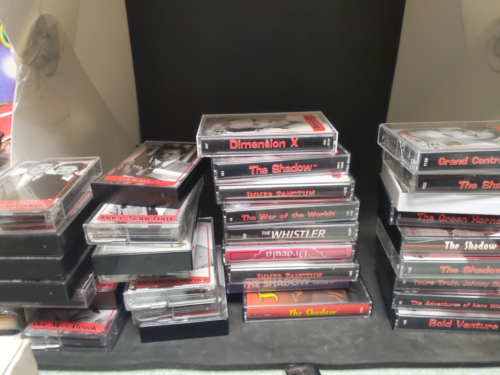 The World’s Greatest Old Time Radio Shows lot of CASSETTES Horror/Mystery Genre