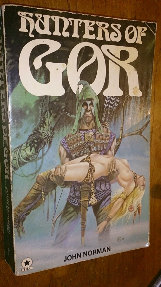 Hunters of Gor by John Norman Paperback 0426147952