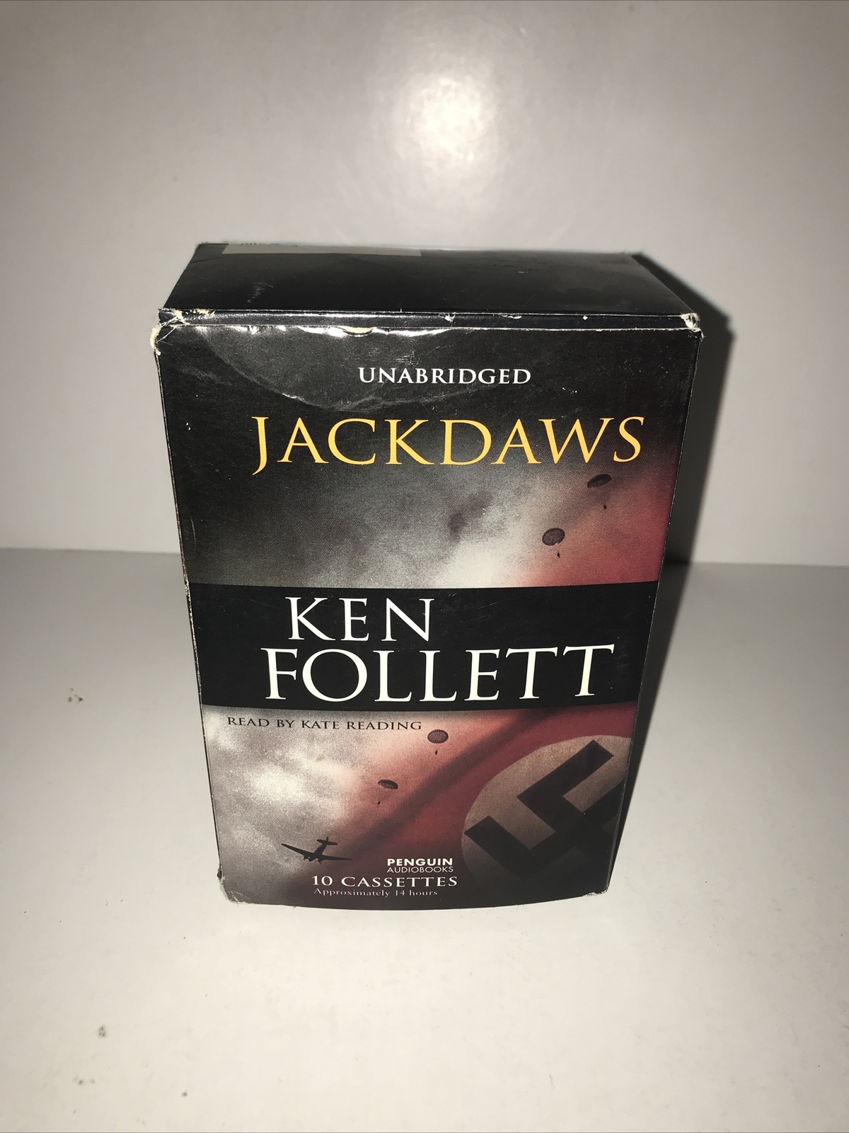 Penguiin Audiobook Jackdaws Ken Follett 9 Casettes