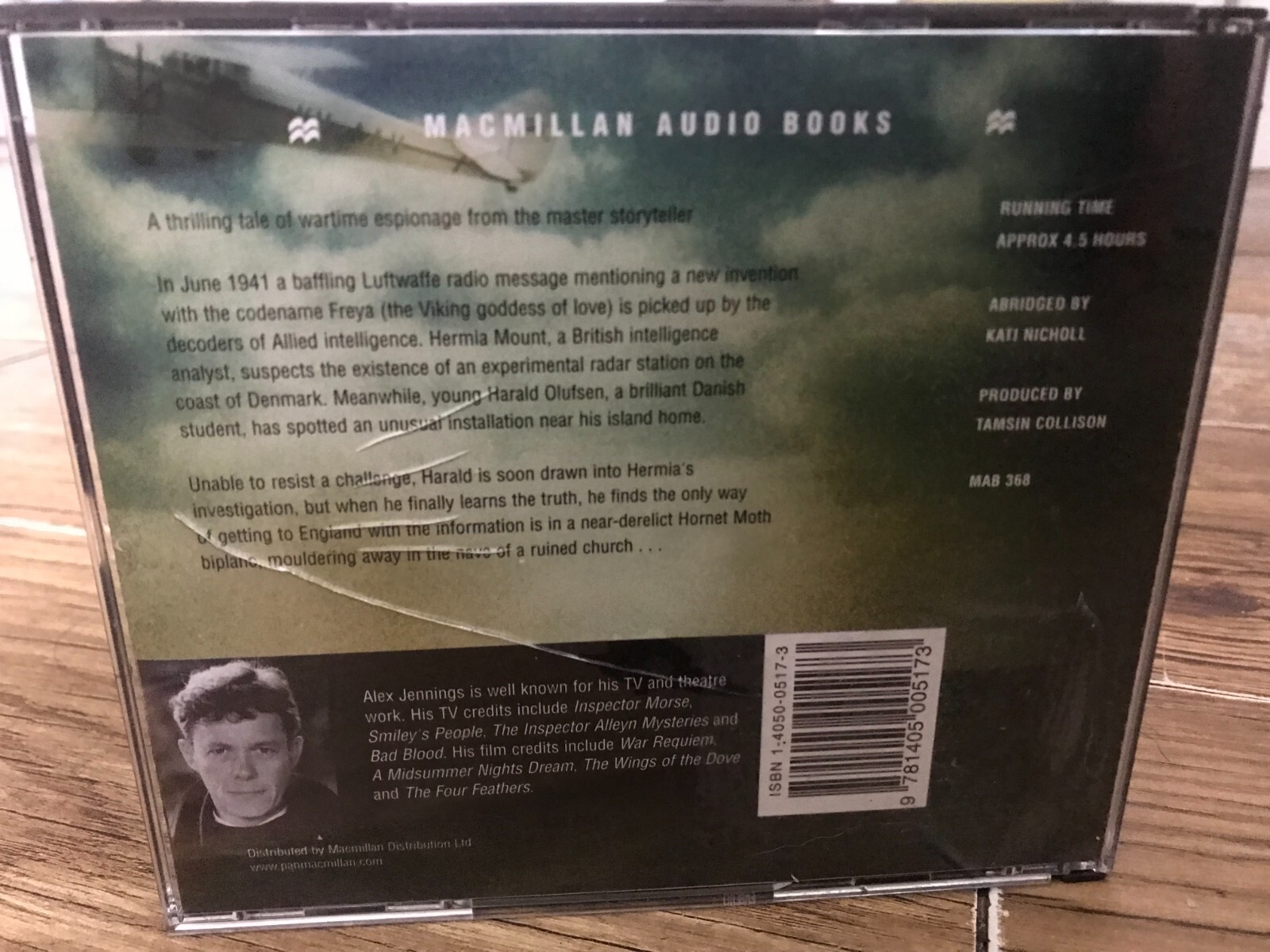 KEN FOLLETT AUDIO BOOK (4 CDS) HORNET FLIGHT READ BY ALEX JENNINGS 4.5 HOURS