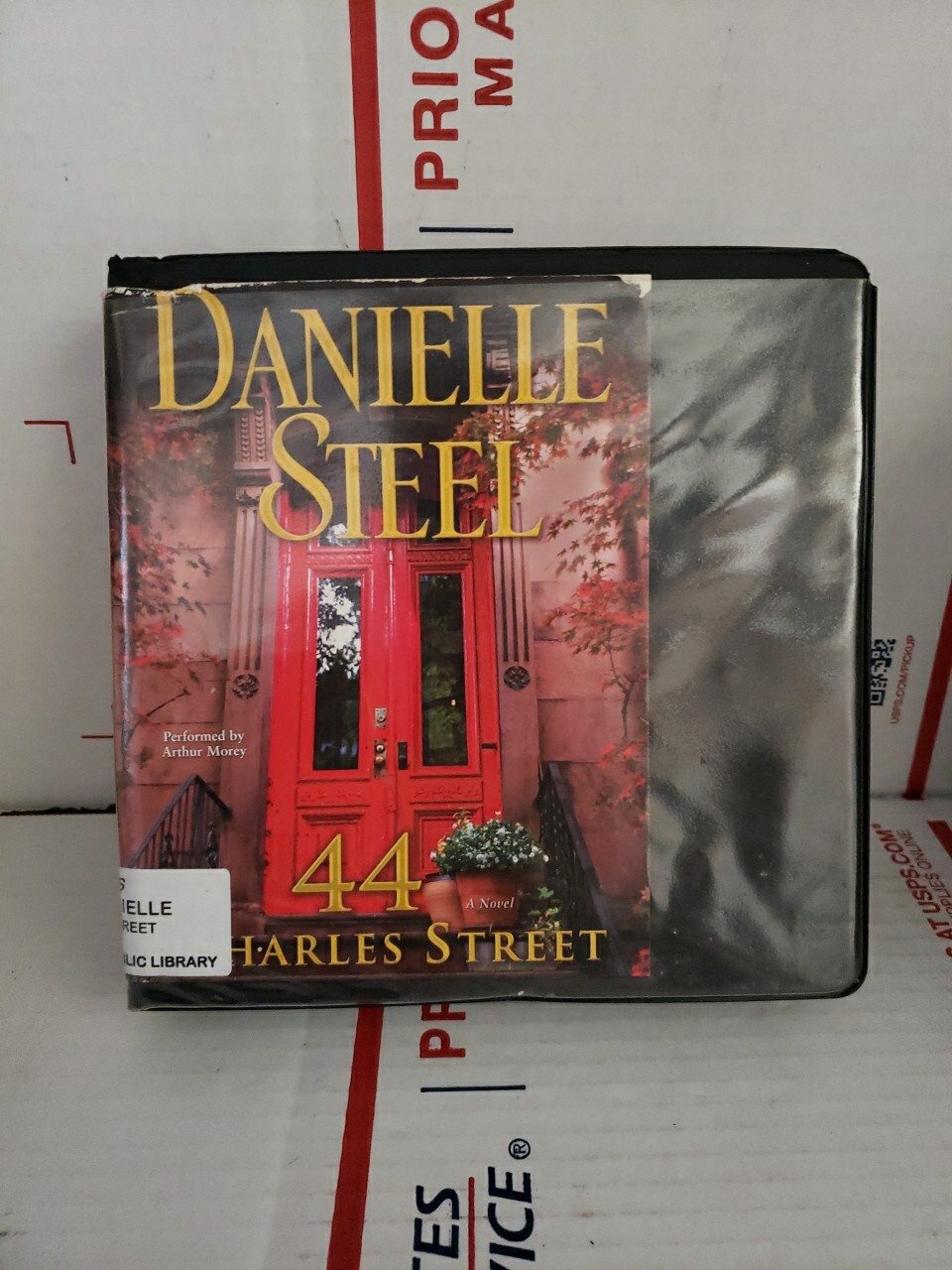 44 Charles Street by Danielle Steel 2011, Compact Disc, Unabridged edition #189